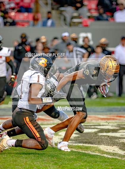 Thumbnail 1 in Shelby vs. Wallace-Rose Hill (NCHSAA 2A Final) photogallery.