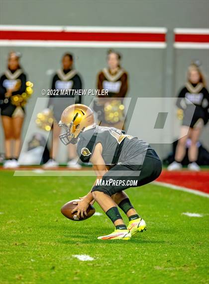 Thumbnail 2 in Shelby vs. Wallace-Rose Hill (NCHSAA 2A Final) photogallery.