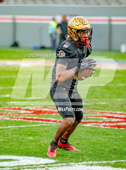 Thumbnail 2 in Shelby vs. Wallace-Rose Hill (NCHSAA 2A Final) photogallery.