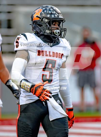 Thumbnail 3 in Shelby vs. Wallace-Rose Hill (NCHSAA 2A Final) photogallery.
