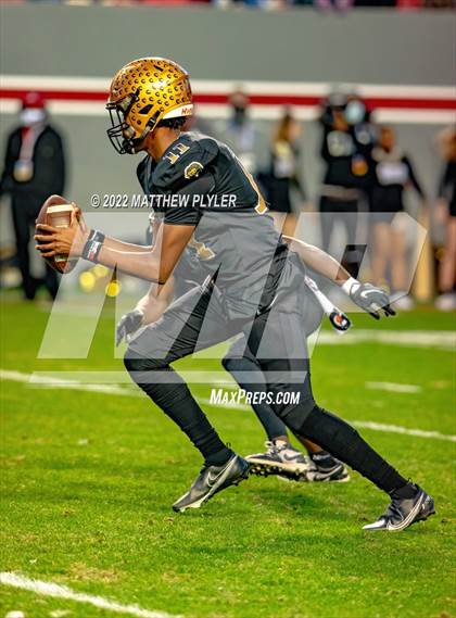 Thumbnail 1 in Shelby vs. Wallace-Rose Hill (NCHSAA 2A Final) photogallery.