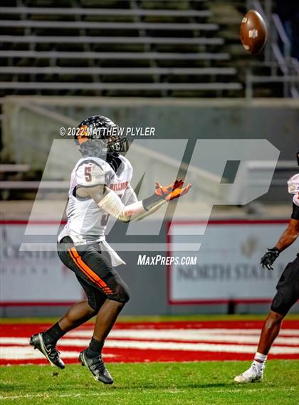 Thumbnail 2 in Shelby vs. Wallace-Rose Hill (NCHSAA 2A Final) photogallery.