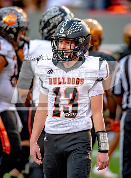 Thumbnail 2 in Shelby vs. Wallace-Rose Hill (NCHSAA 2A Final) photogallery.