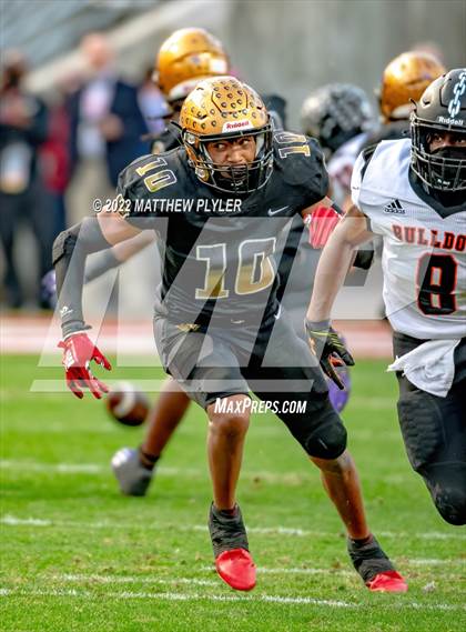 Thumbnail 2 in Shelby vs. Wallace-Rose Hill (NCHSAA 2A Final) photogallery.