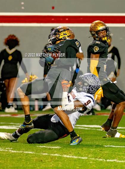 Thumbnail 3 in Shelby vs. Wallace-Rose Hill (NCHSAA 2A Final) photogallery.