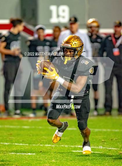 Thumbnail 1 in Shelby vs. Wallace-Rose Hill (NCHSAA 2A Final) photogallery.