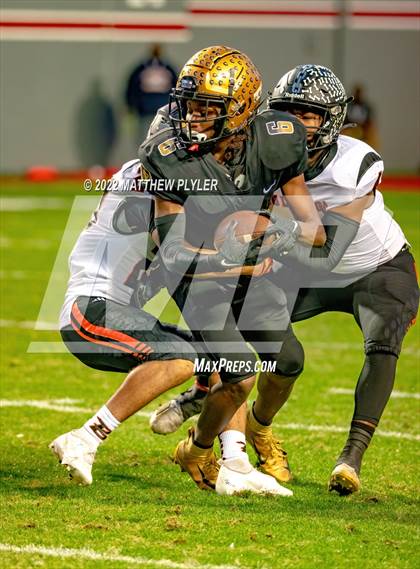 Thumbnail 1 in Shelby vs. Wallace-Rose Hill (NCHSAA 2A Final) photogallery.