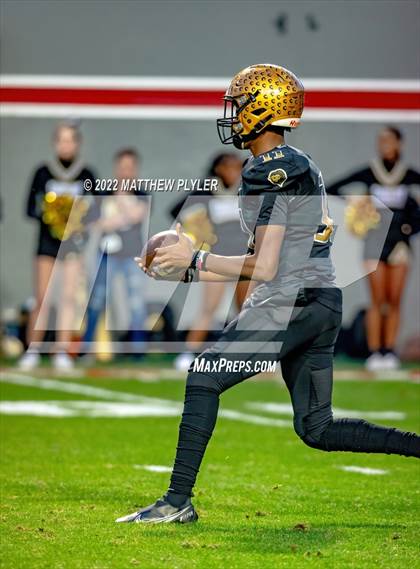 Thumbnail 2 in Shelby vs. Wallace-Rose Hill (NCHSAA 2A Final) photogallery.