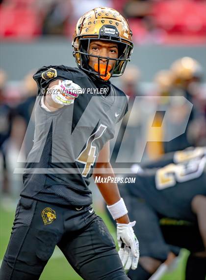 Thumbnail 2 in Shelby vs. Wallace-Rose Hill (NCHSAA 2A Final) photogallery.