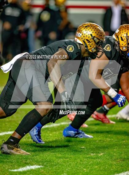 Thumbnail 1 in Shelby vs. Wallace-Rose Hill (NCHSAA 2A Final) photogallery.