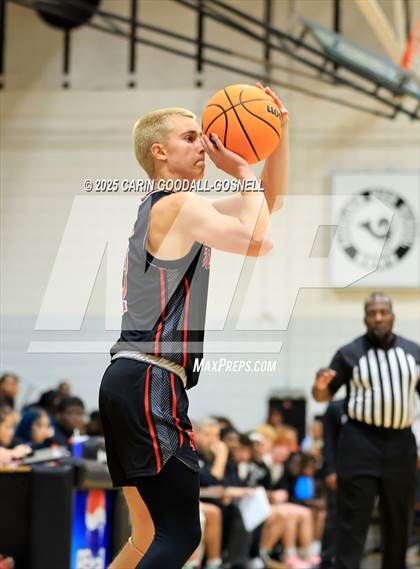 Thumbnail 3 in New Bern @ Havelock photogallery.