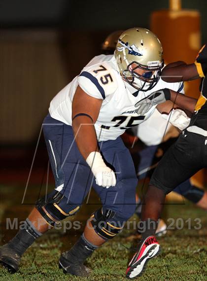 Thumbnail 3 in St. John Bosco vs. Dominguez photogallery.