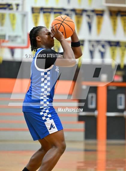 Thumbnail 2 in Atwater vs. West Park (Tiger Classic) photogallery.