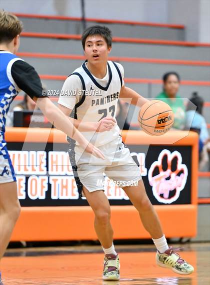 Thumbnail 2 in Atwater vs. West Park (Tiger Classic) photogallery.