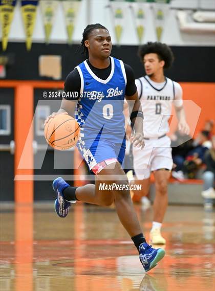 Thumbnail 2 in Atwater vs. West Park (Tiger Classic) photogallery.