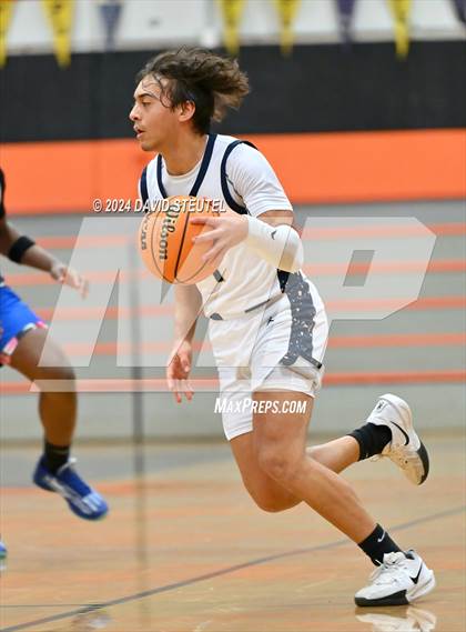 Thumbnail 3 in Atwater vs. West Park (Tiger Classic) photogallery.