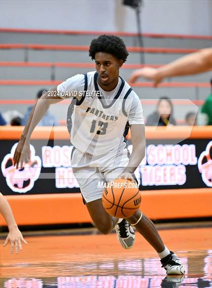 Thumbnail 3 in Atwater vs. West Park (Tiger Classic) photogallery.