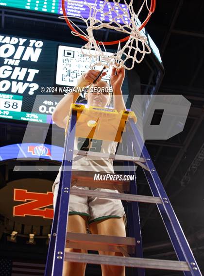 Thumbnail 3 in Millard West vs. Bellevue West (NSAA Class A Final) photogallery.