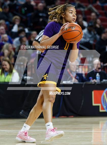 Thumbnail 2 in Millard West vs. Bellevue West (NSAA Class A Final) photogallery.