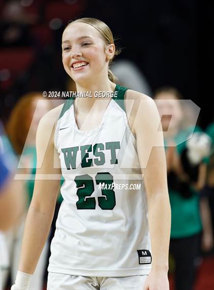 Thumbnail 3 in Millard West vs. Bellevue West (NSAA Class A Final) photogallery.