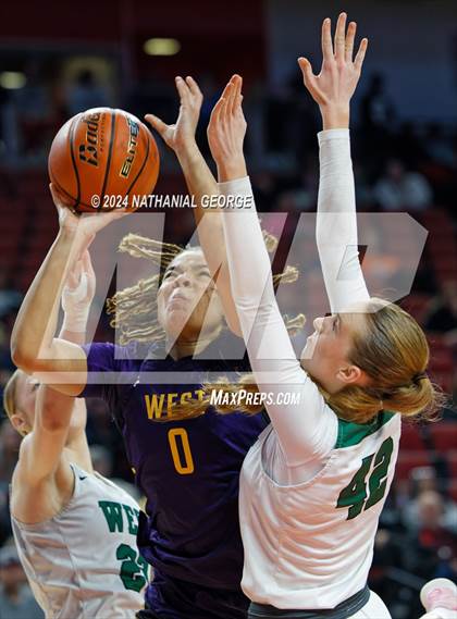 Thumbnail 3 in Millard West vs. Bellevue West (NSAA Class A Final) photogallery.