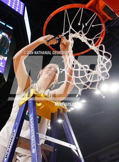 Thumbnail 3 in Millard West vs. Bellevue West (NSAA Class A Final) photogallery.