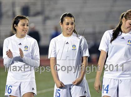 Thumbnail 2 in Bishop Amat vs Ayala (CIF SS D3 Final) photogallery.