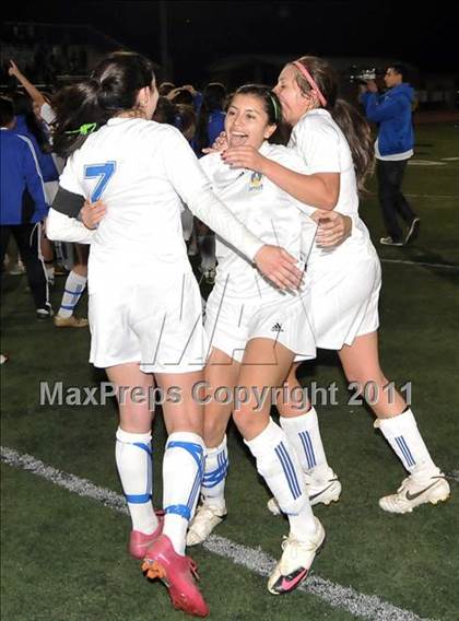 Thumbnail 2 in Bishop Amat vs Ayala (CIF SS D3 Final) photogallery.