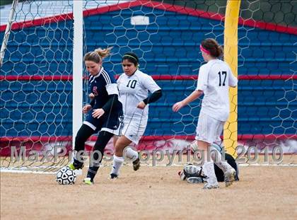 Thumbnail 1 in Alvin vs Lamar Consolidated (Pearland ISD Soccer Shootout) photogallery.