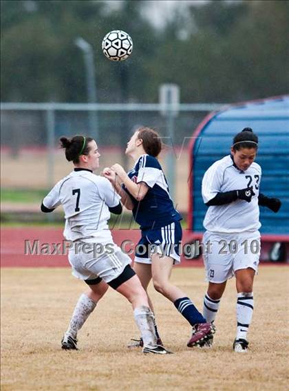 Thumbnail 2 in Alvin vs Lamar Consolidated (Pearland ISD Soccer Shootout) photogallery.