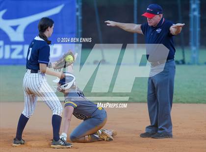 Thumbnail 1 in Mount Vernon vs. Prince Avenue Christian (GHSA Private) photogallery.
