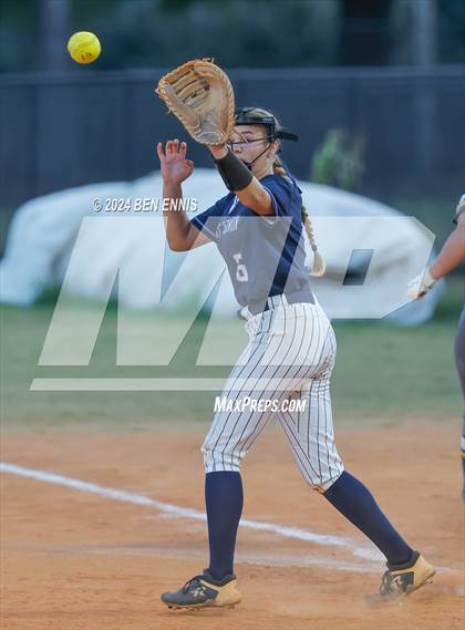 Thumbnail 3 in Mount Vernon vs. Prince Avenue Christian (GHSA Private) photogallery.