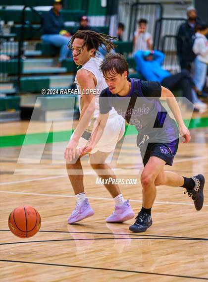 Thumbnail 2 in Northside vs. North Forest (Houston ISD Tournament) photogallery.