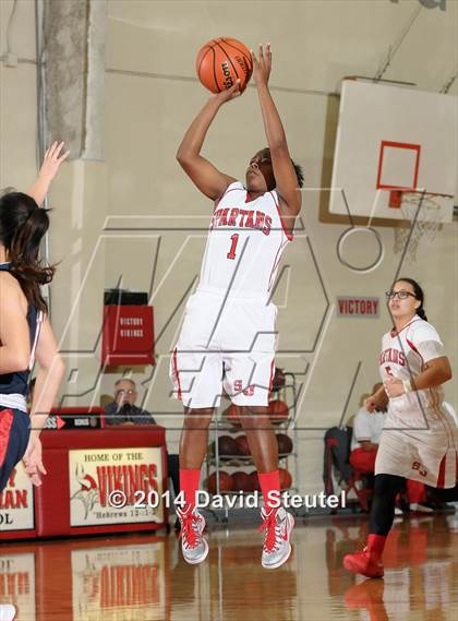 Thumbnail 2 in Turlock Christian vs. San Juan (Lady Viking Classic) photogallery.