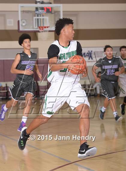 Thumbnail 3 in Green Valley @ Bradshaw Christian (MaxPreps Holiday Classic) photogallery.