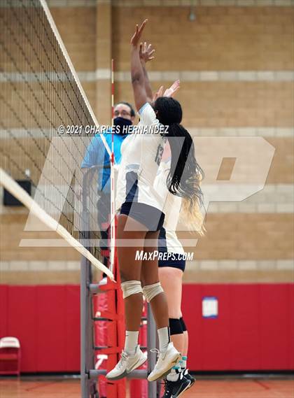 Thumbnail 2 in Bishop Montgomery vs. Chadwick (Molten Power Classic Tournament) photogallery.