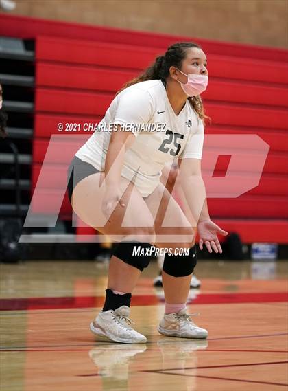 Thumbnail 3 in Bishop Montgomery vs. Chadwick (Molten Power Classic Tournament) photogallery.