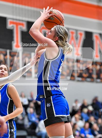 Thumbnail 3 in Krum @ Springtown photogallery.