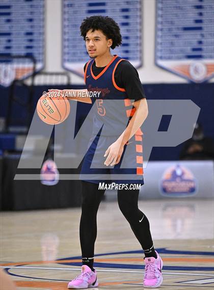 Thumbnail 2 in Roosevelt vs. Notre Dame (SO) (Tarkanian Classic Championship) photogallery.