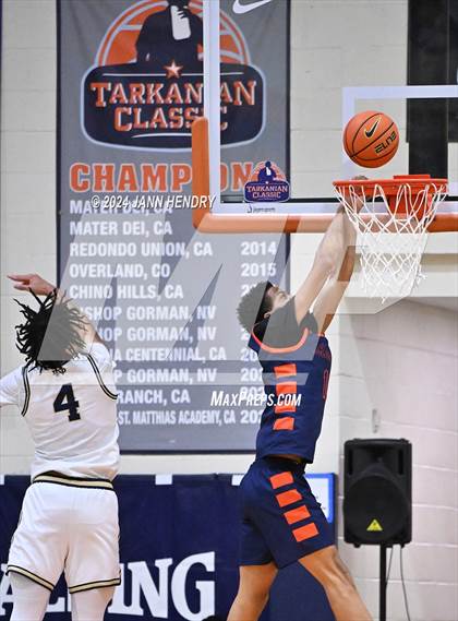 Thumbnail 2 in Roosevelt vs. Notre Dame (SO) (Tarkanian Classic Championship) photogallery.
