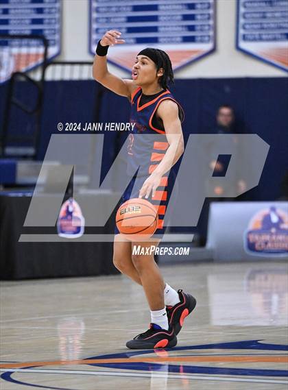 Thumbnail 2 in Roosevelt vs. Notre Dame (SO) (Tarkanian Classic Championship) photogallery.