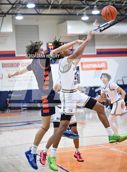 Thumbnail 3 in Roosevelt vs. Notre Dame (SO) (Tarkanian Classic Championship) photogallery.
