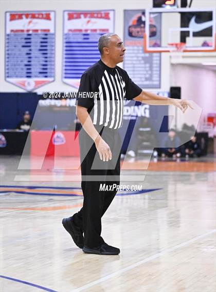 Thumbnail 1 in Roosevelt vs. Notre Dame (SO) (Tarkanian Classic Championship) photogallery.