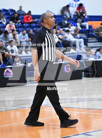 Thumbnail 1 in Roosevelt vs. Notre Dame (SO) (Tarkanian Classic Championship) photogallery.
