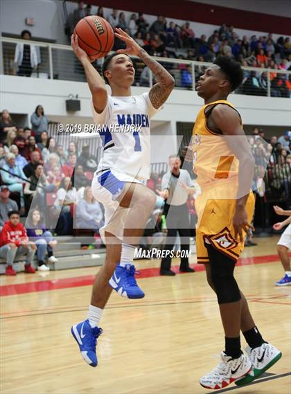 Thumbnail 3 in Maiden vs. Hickory photogallery.