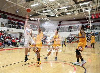 Thumbnail 2 in Maiden vs. Hickory photogallery.