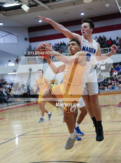 Thumbnail 1 in Maiden vs. Hickory photogallery.