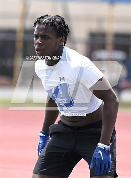 Thumbnail 3 in Foothill vs. Western (Surf City Passing Tournament) photogallery.