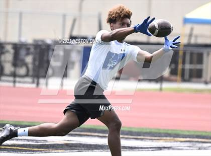 Thumbnail 2 in Foothill vs. Western (Surf City Passing Tournament) photogallery.