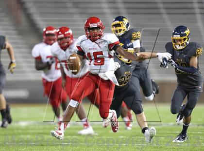 Thumbnail 3 in Pike vs. Archbishop Moeller (Crosstown Showdown) photogallery.